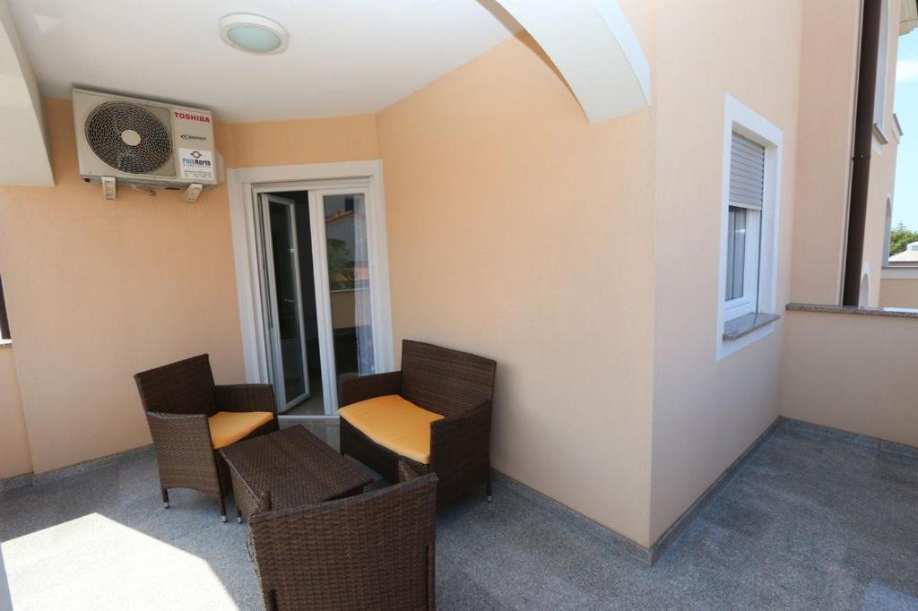 Guesthouse Medulin Exterior foto